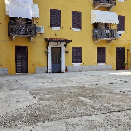 Casa Soggiorno Il Quetzales 瓦伦扎 外观 照片