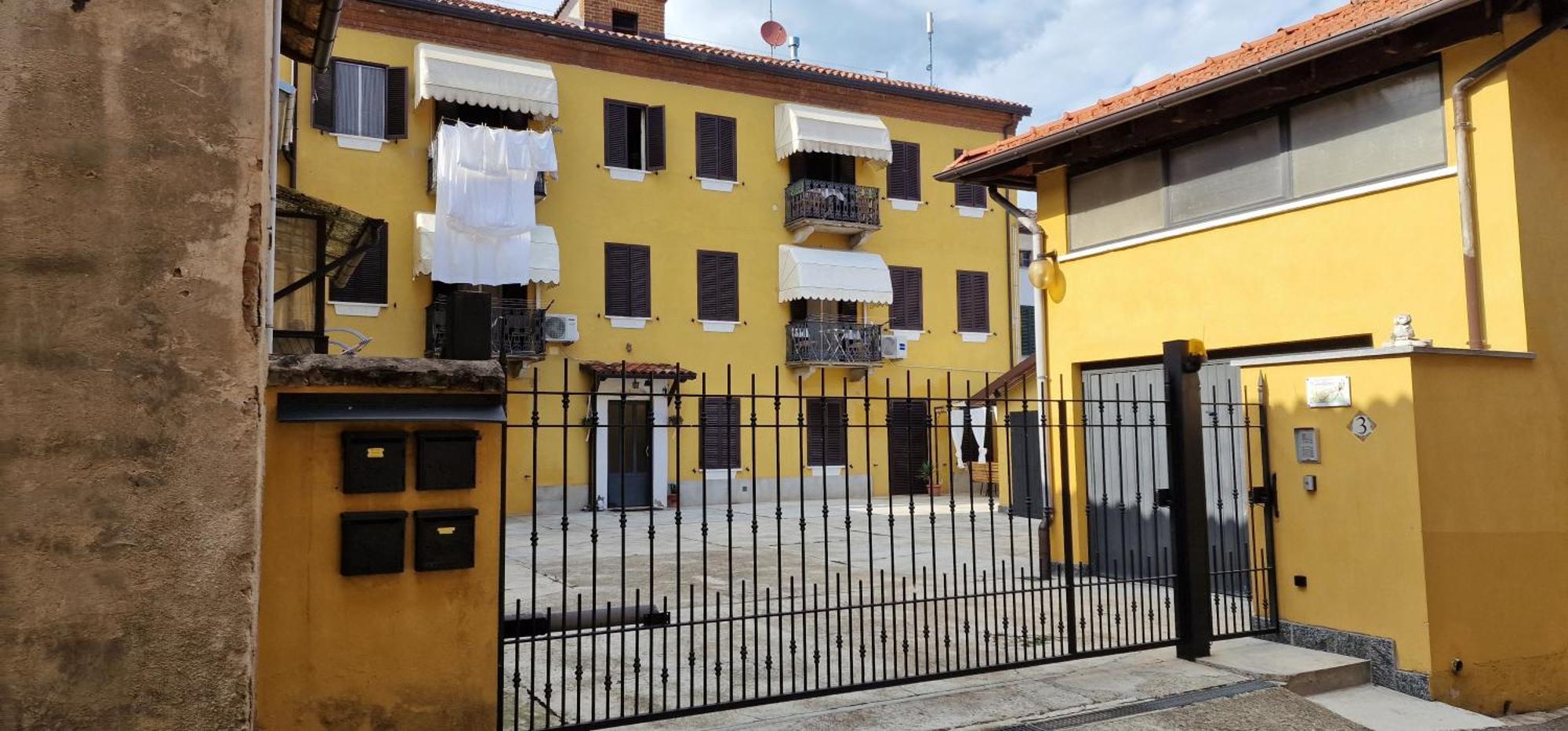 Casa Soggiorno Il Quetzales 瓦伦扎 外观 照片